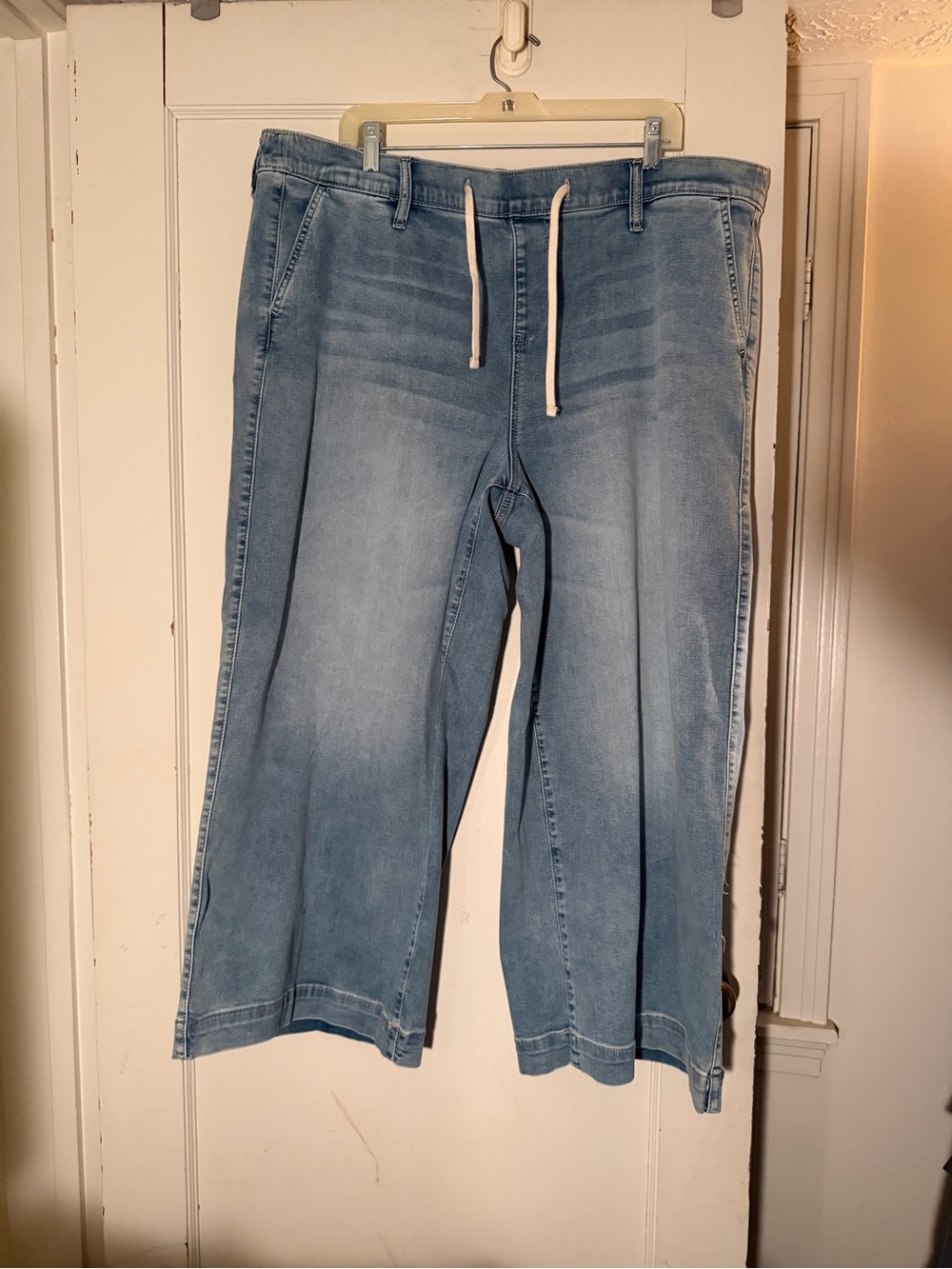 torrid Light Blue Wide Leg CROP Jeans with Drawstring Waist